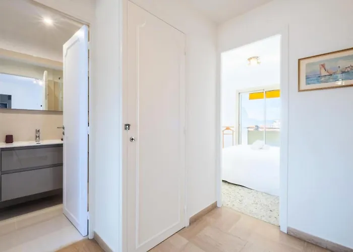 4p Proche Hyper Centre, Vue Mer, Parking - 4p Proche Hyper Centre, Vue Mer, Parking Mae-2153 *